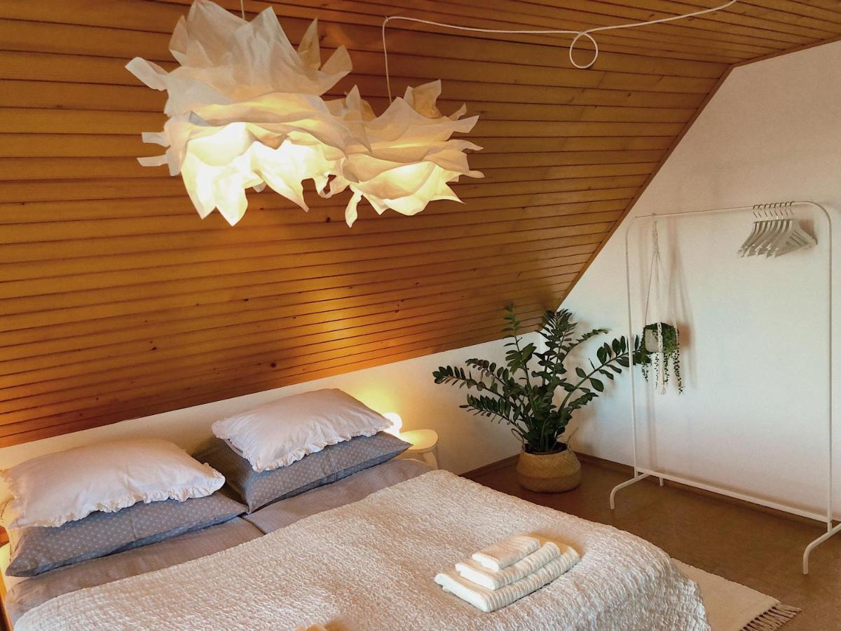 Lakeview Guesthouse & Chalet Μπλεντ Εξωτερικό φωτογραφία
