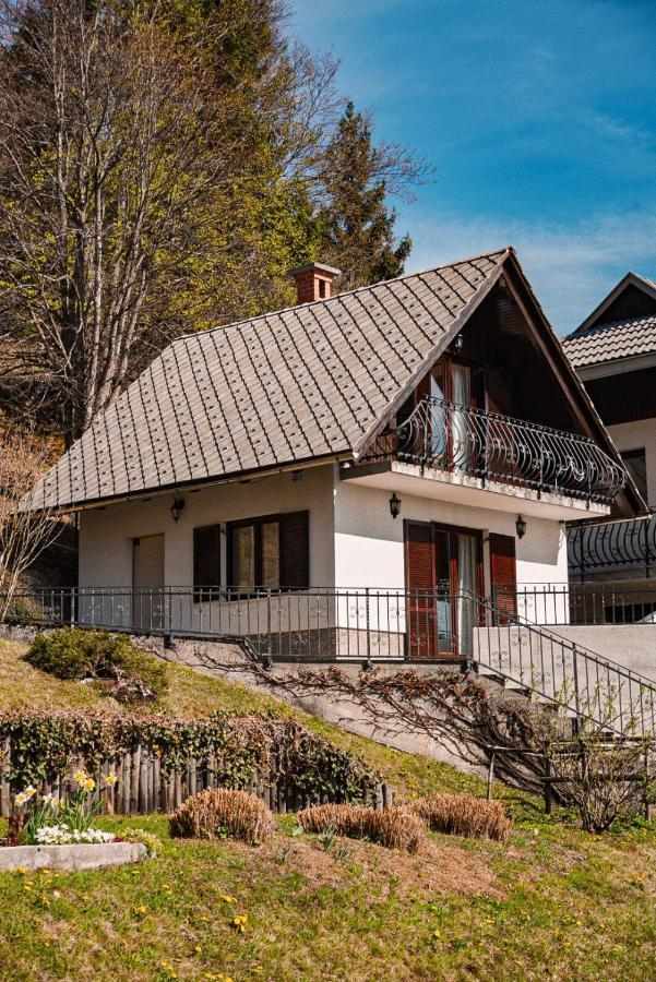 Lakeview Guesthouse & Chalet Μπλεντ Εξωτερικό φωτογραφία