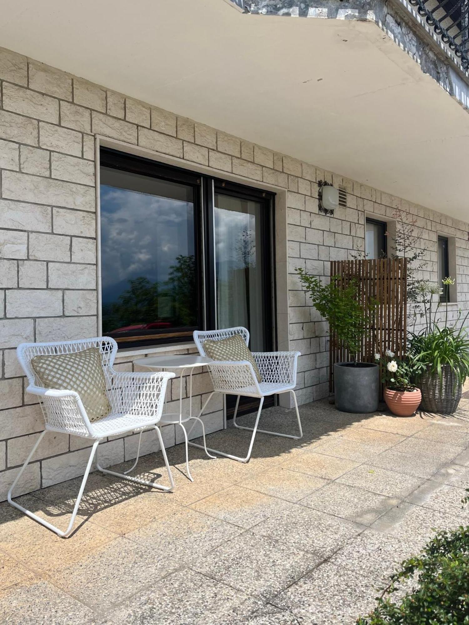 Lakeview Guesthouse & Chalet Μπλεντ Εξωτερικό φωτογραφία